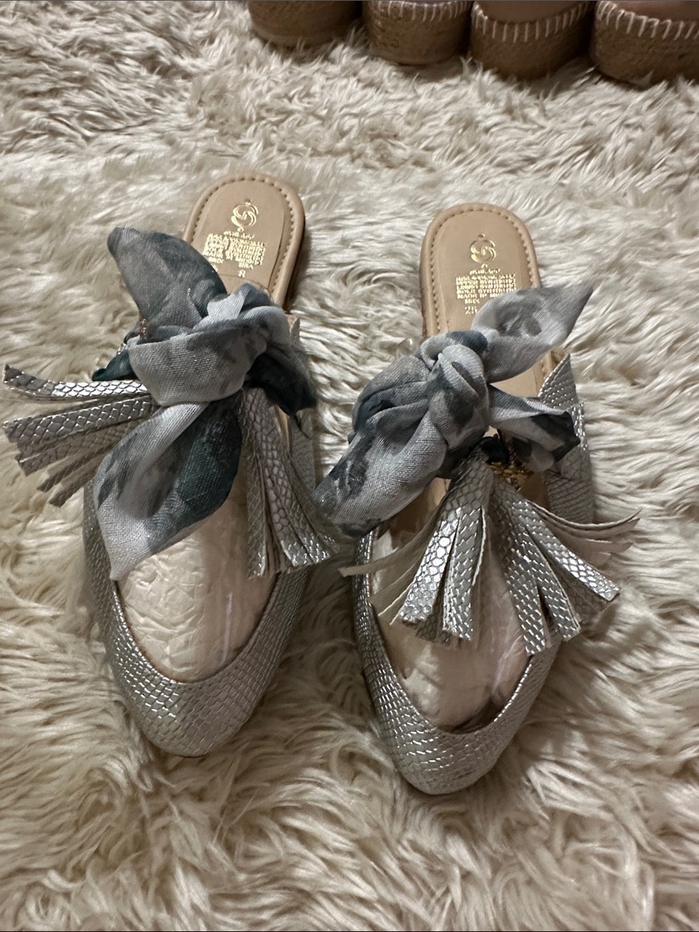 Women's Silver Pointed- Toe Slip-On Flats with Decorative Scarf
